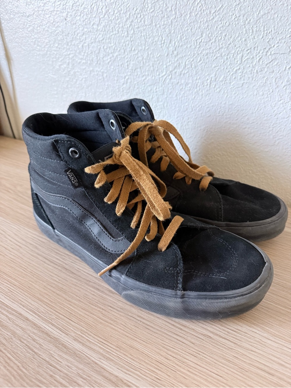 Men’s Black Vans Sk8-Hi High Top Sneaker
